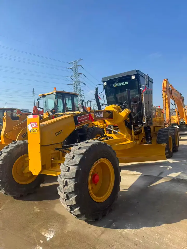 Used Caterpillar 140H Motor Grader — detail photo 1