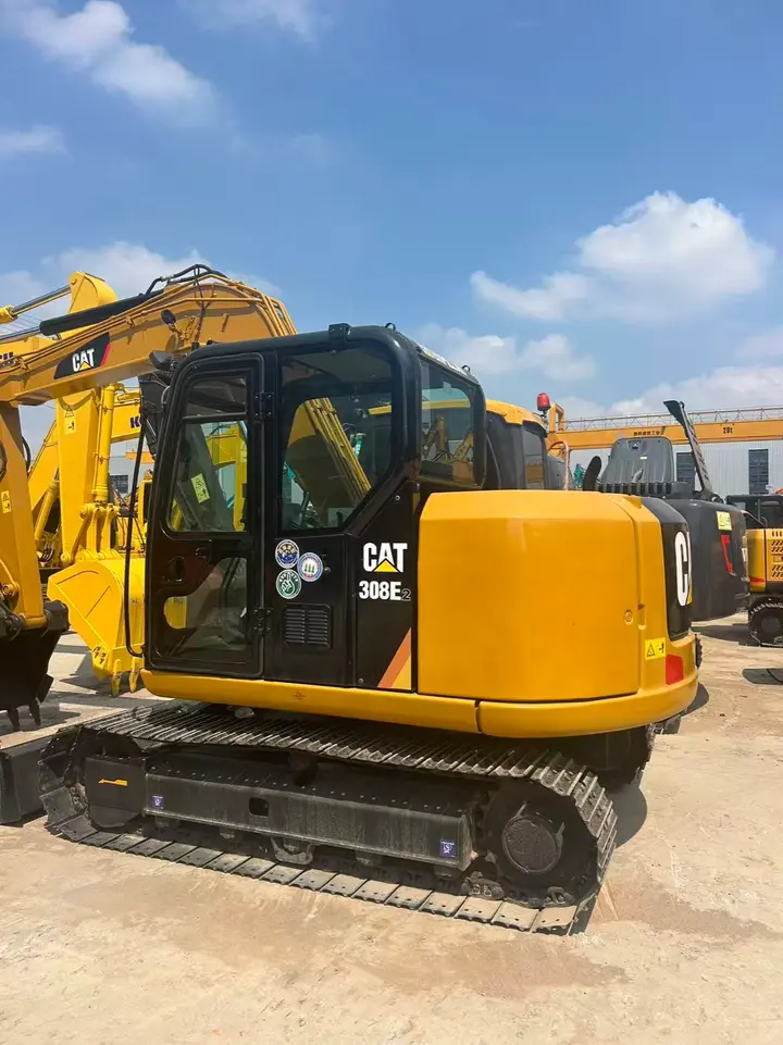 Used Caterpillar 308 Mini Excavator — detail photo 4