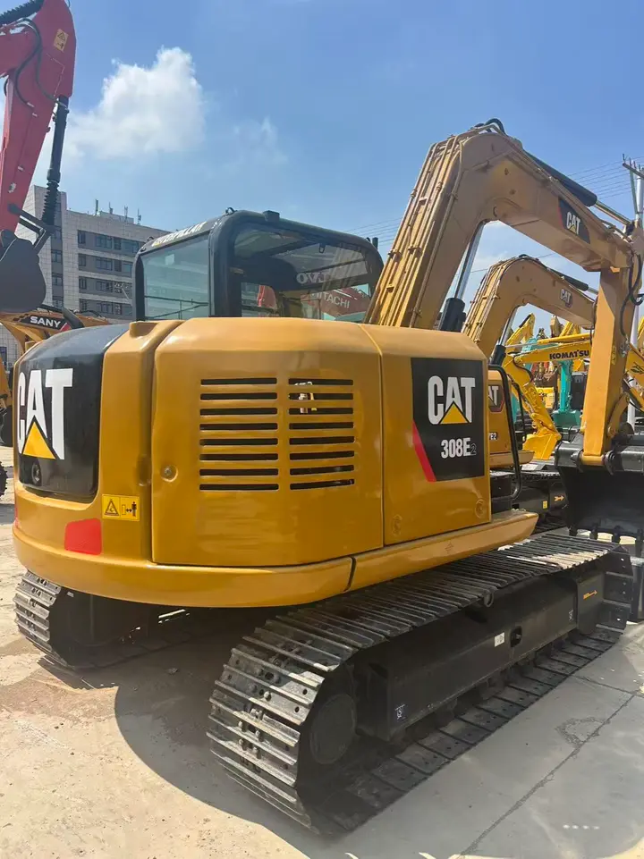Used Caterpillar 308 Mini Excavator — detail photo 5